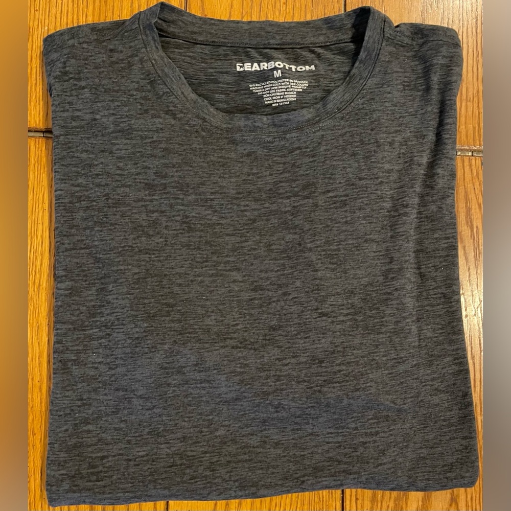BearBottom men’s tech tee, short sleeve, charcoal grey color, size medium